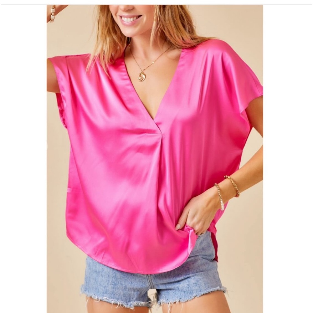 Hemline - milli shocking pink top size small